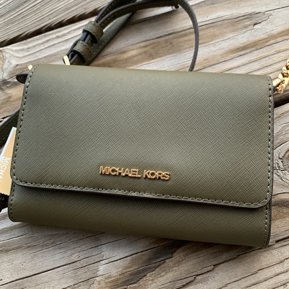 Michael Kors phone crossbody bag - Picture 3 of 10